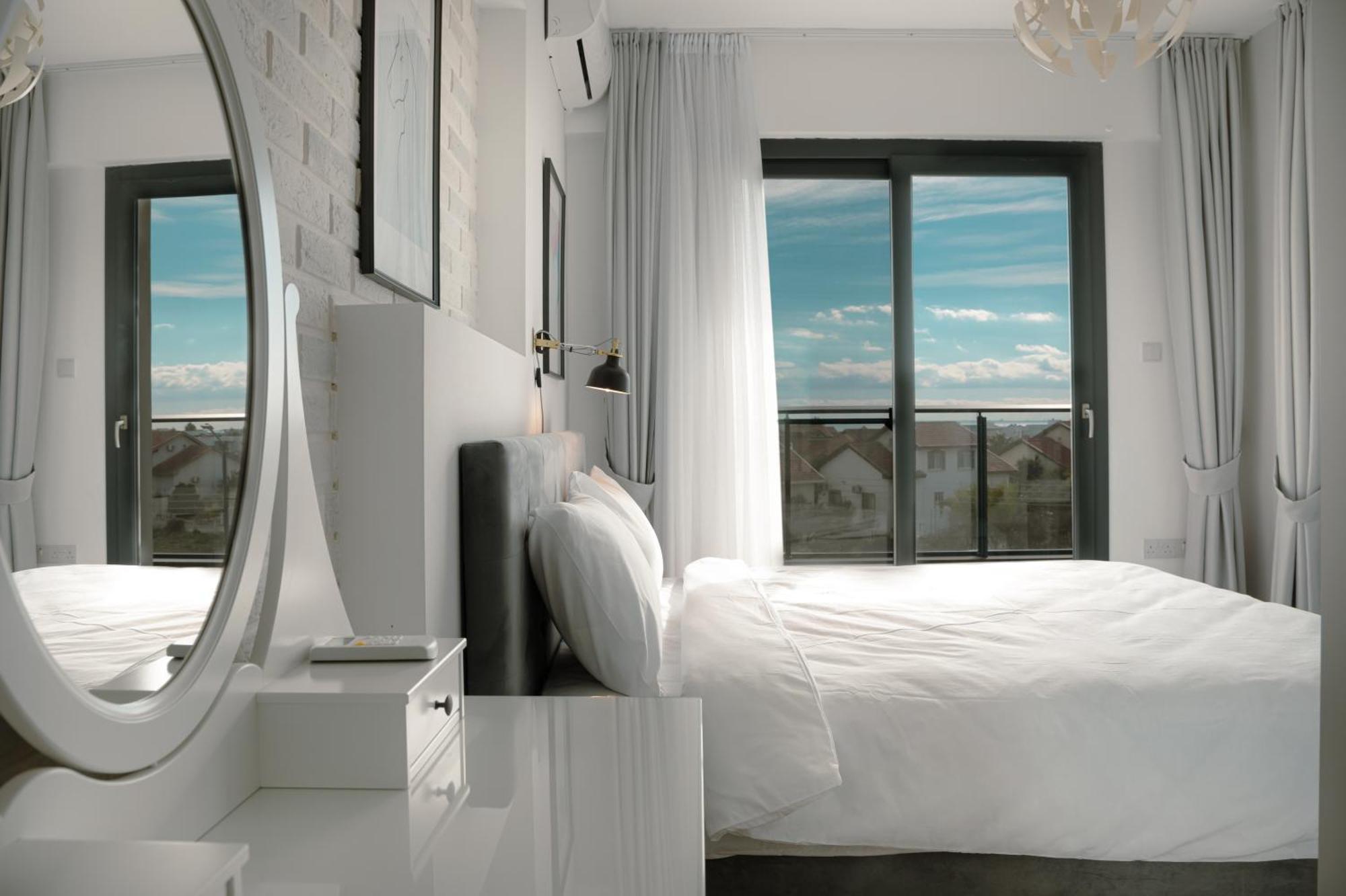 Terra Apartments In Caesar Blue Resort, Fixed Lunch Till 3Pm, Gym, Heated Pool, Sauna, Kids Club Rizokarpaso Eksteriør bilde
