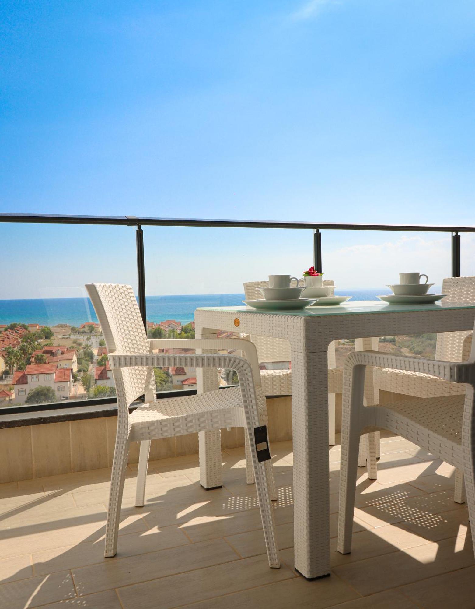 Terra Apartments In Caesar Blue Resort, Fixed Lunch Till 3Pm, Gym, Heated Pool, Sauna, Kids Club Rizokarpaso Eksteriør bilde